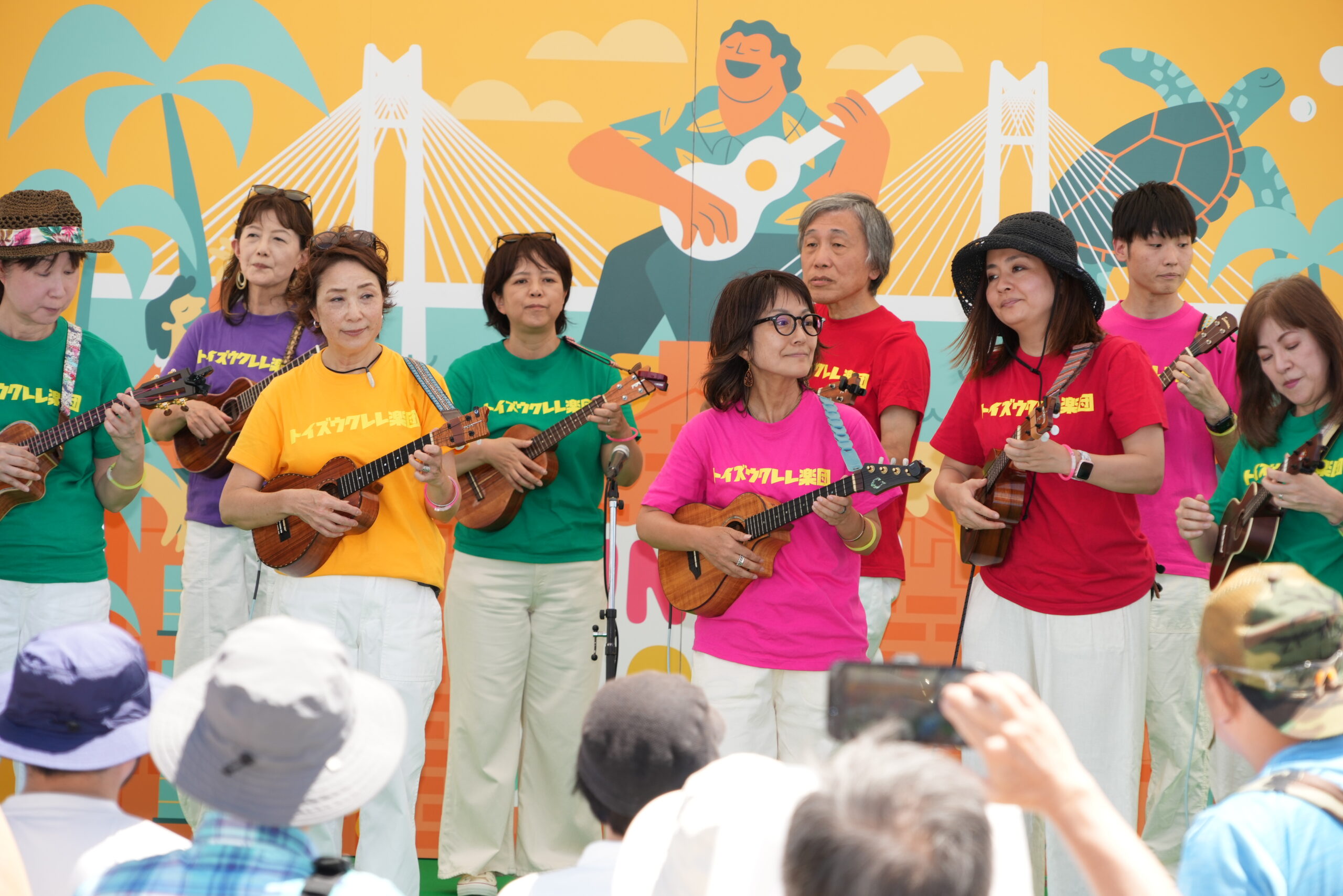 トイズウクレレ楽団